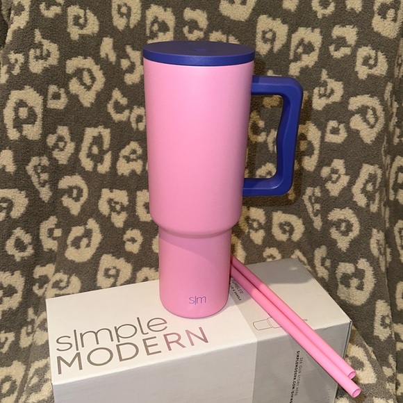 Simple Modern TREK 40oz Tumbler in Rose Plum 😘 New 🆕 & Never Used ❣️❣️ - Picture 3 of 17